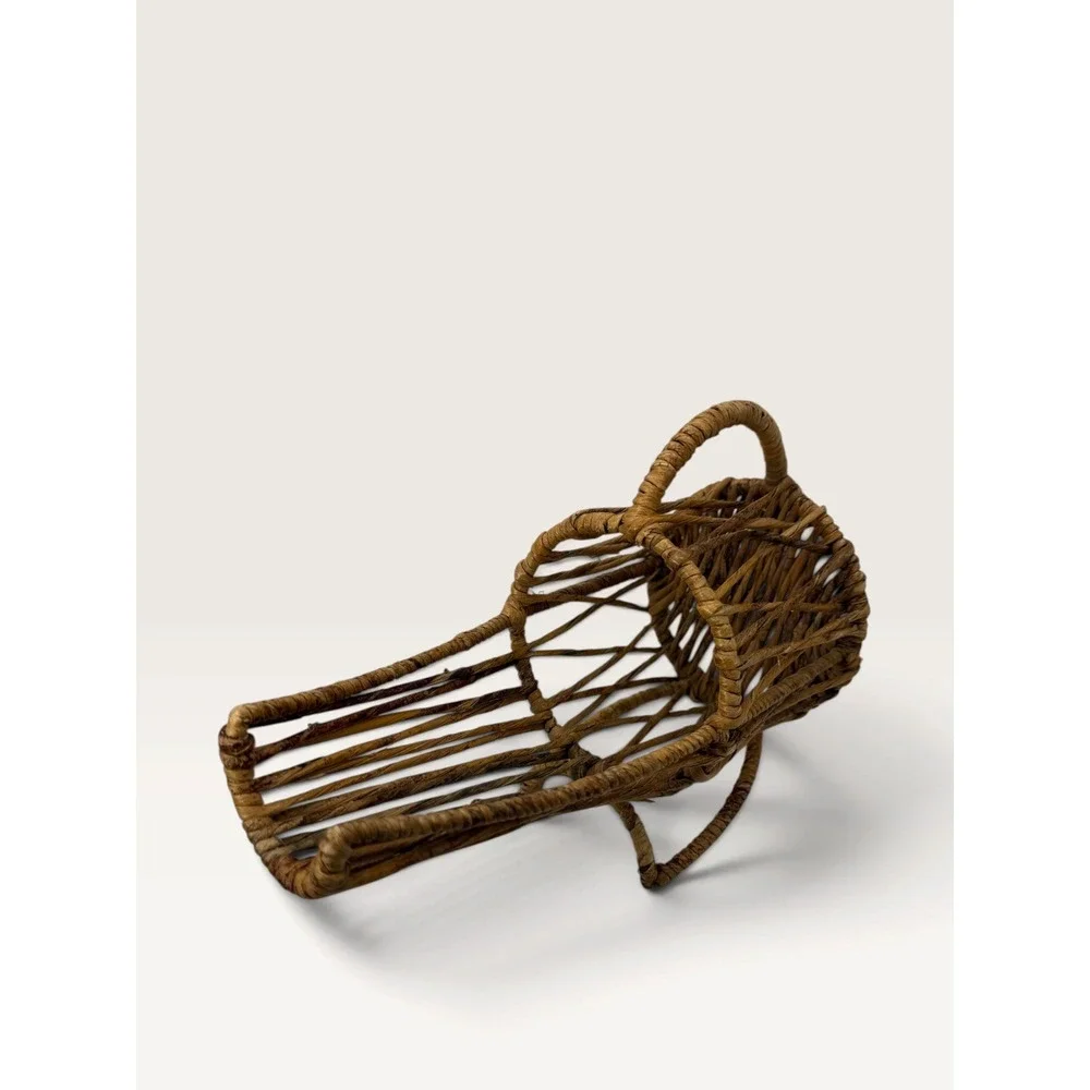 N/A woven wicker